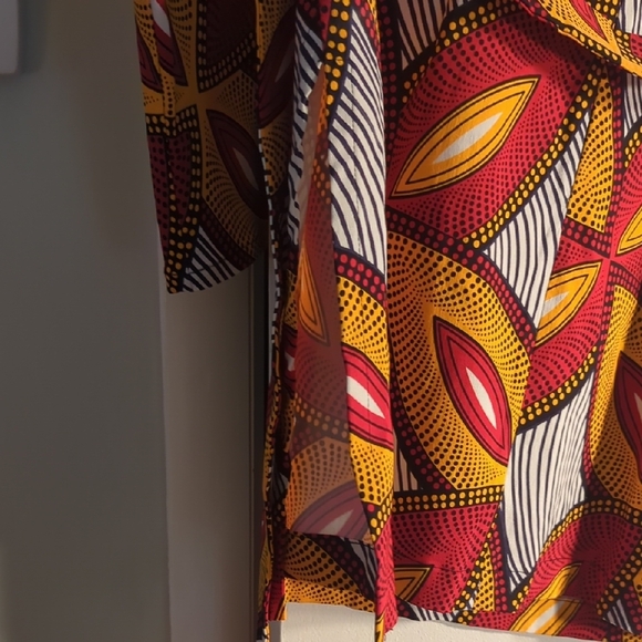 Nafula One-Shoulder Top with Slit (Red/Gold Leaves) - Picture 5 of 6